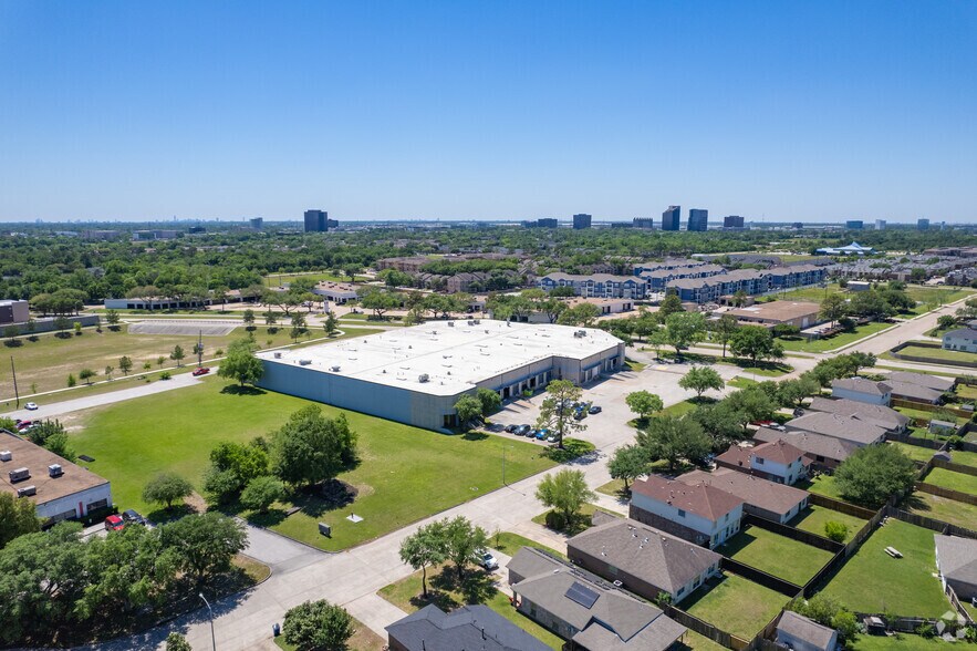 16420 W Hardy Rd, Houston, TX à louer - Aérien - Image 2 de 4