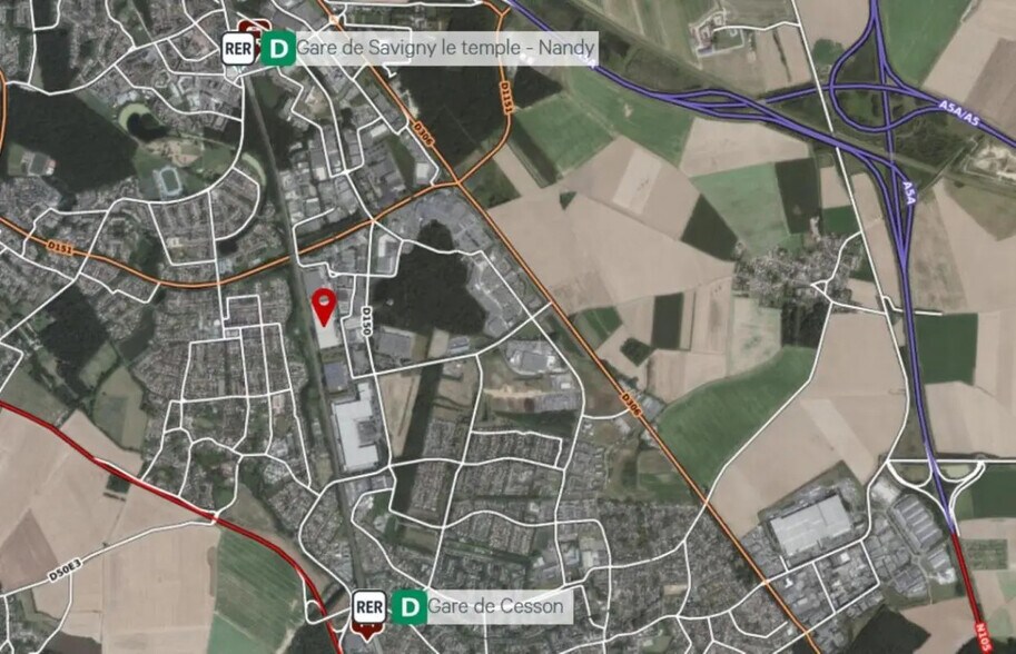 Bureau dans Savigny-le-Temple à louer - Photo du bâtiment - Image 2 de 4