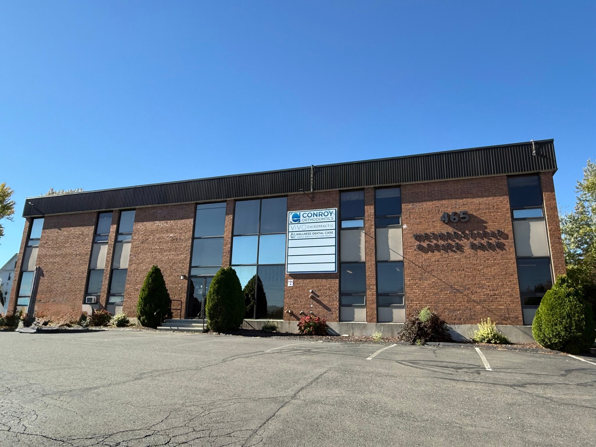 465 Silas Deane Hwy, Wethersfield, CT for lease Interior Photo- Image 1 of 15