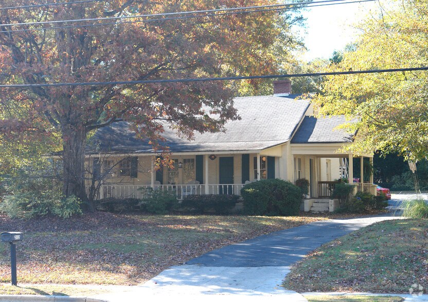 312 N Main St, Alpharetta, GA à vendre - Photo principale - Image 1 de 18