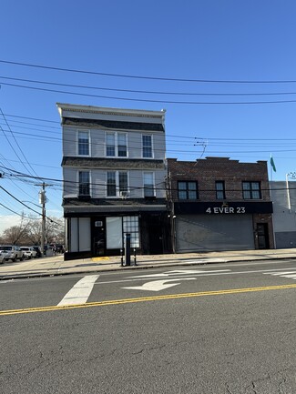 More details for 3182 E Tremont Ave, Bronx, NY - Retail for Sale