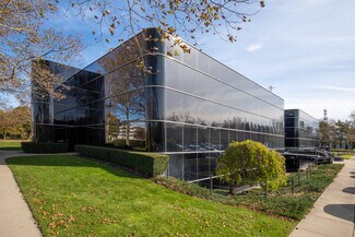 Plus de détails pour 630 Johnson Ave, Bohemia, NY - Bureau à louer