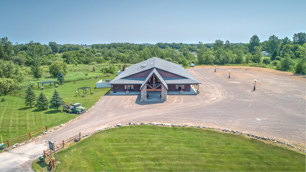10376 112th Ave, Milaca, MN à vendre - Photo du bâtiment - Image 2 de 69
