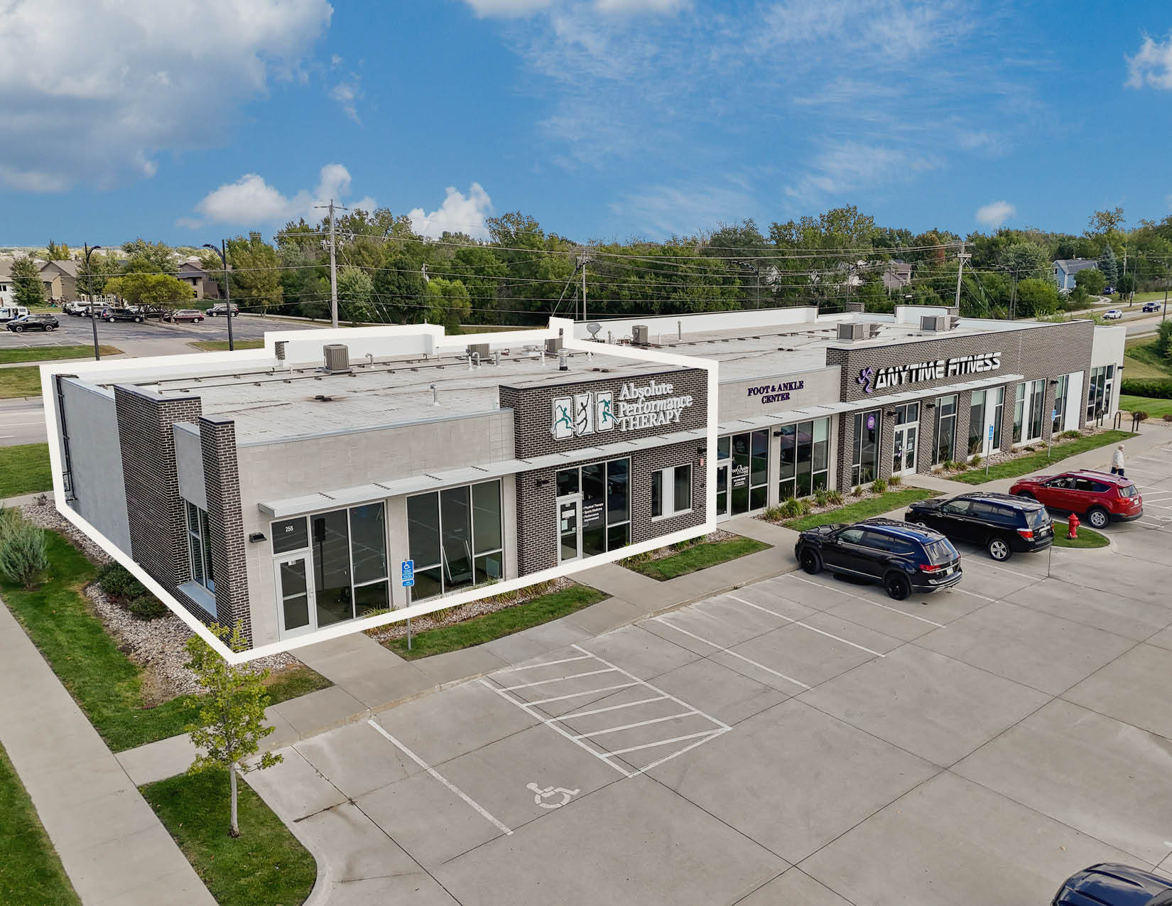 255 SW Brookside Dr, Grimes, IA à louer Photo du bâtiment- Image 1 de 8