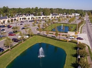 401 N Great Neck Rd, Virginia Beach, VA à louer Photo du bâtiment- Image 2 de 14