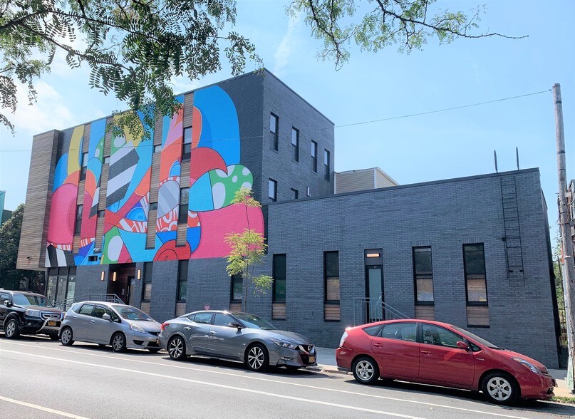 628-636 Knickerbocker Ave, Brooklyn, NY à vendre - Photo principale - Image 2 de 5