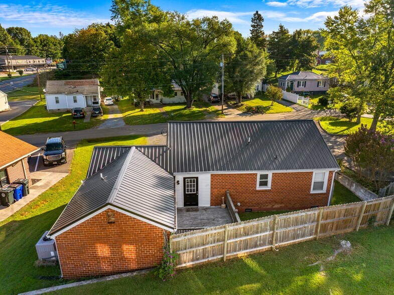 316 Beech St, Morristown, TN à vendre - Photo du bâtiment - Image 3 de 33