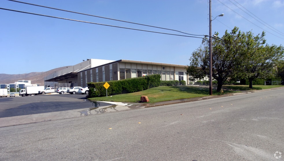 439 Eccles Ave, South San Francisco, CA for lease - Building Photo - Image 3 of 3