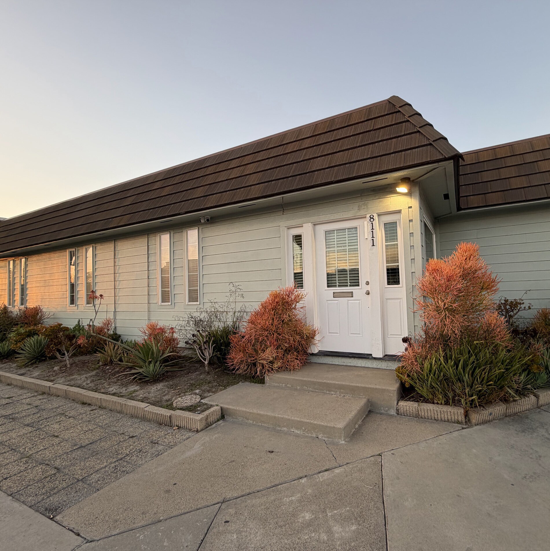8111 Westminster Blvd, Westminster, CA for lease Building Photo- Image 1 of 16
