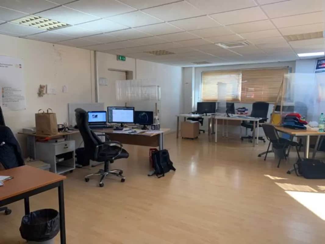 Bureau dans Bègles à louer Photo intérieure- Image 1 de 7