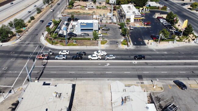 More details for 1428 Richland St, Bakersfield, CA - Retail for Sale
