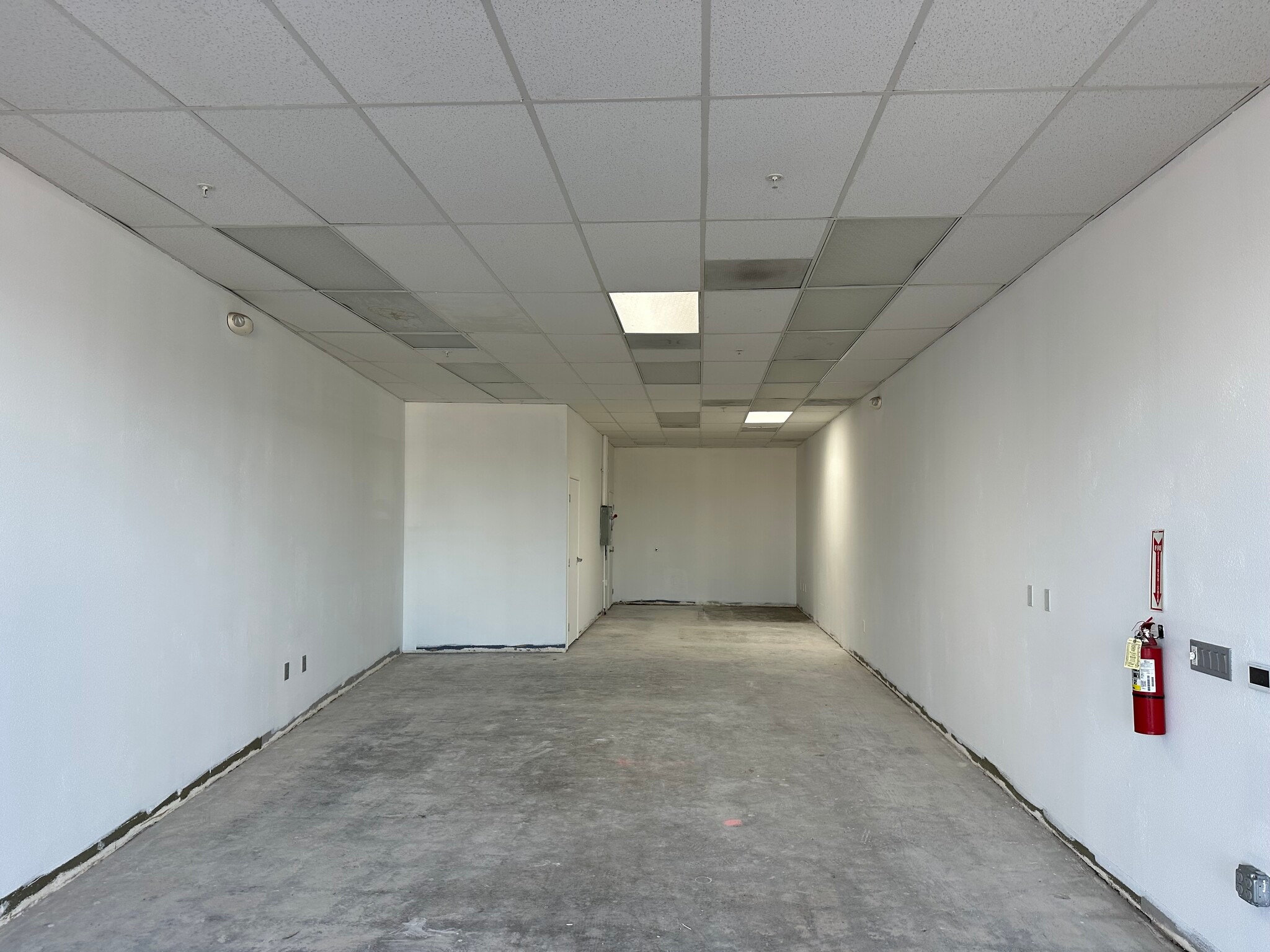 2104-2364 S Bradley Rd, Santa Maria, CA for lease Interior Photo- Image 1 of 5