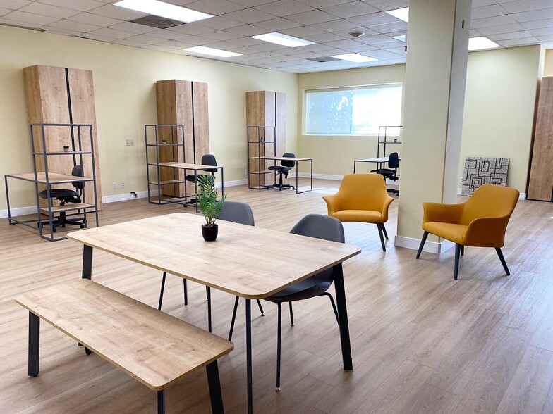 2675-2677 Zoe Ave, Huntington Park, CA for lease - Interior Photo - Image 1 of 19