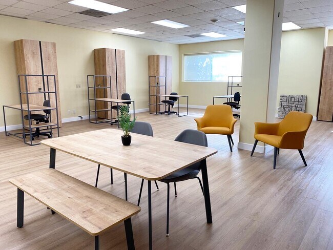 Plus de détails pour 2675-2677 Zoe Ave, Huntington Park, CA - Bureau à louer