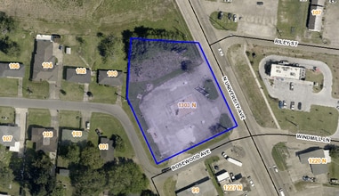 1303 N University Ave, Lafayette, LA - AERIAL  map view