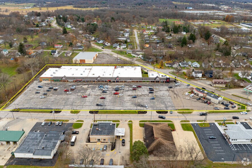 200-260 N Main St, Rittman, OH à vendre - Photo du bâtiment - Image 1 de 18