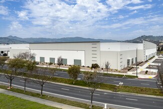 Plus de détails pour 4700 Business Center Dr, Fairfield, CA - Industriel à louer