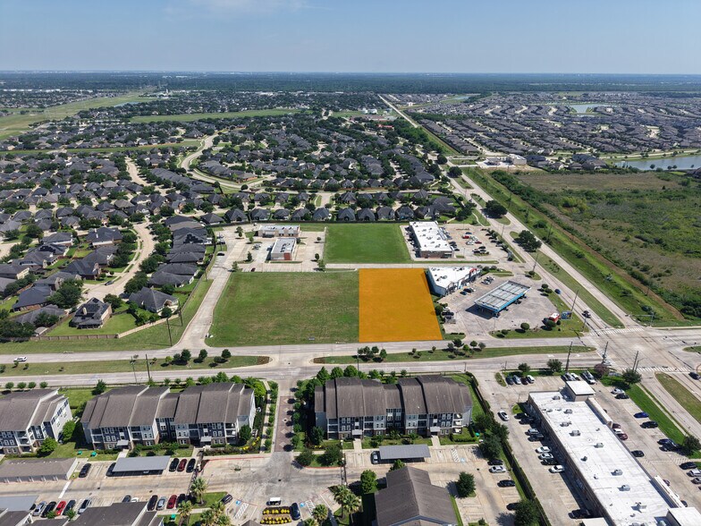 NEC Beechnut St & Grand Mission Grnd Lease blvd, Richmond, TX à louer - Photo du bâtiment - Image 3 de 3