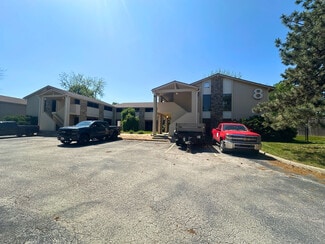 Plus de détails pour 4212 S Hocker Dr, Independence, MO - Bureau à vendre