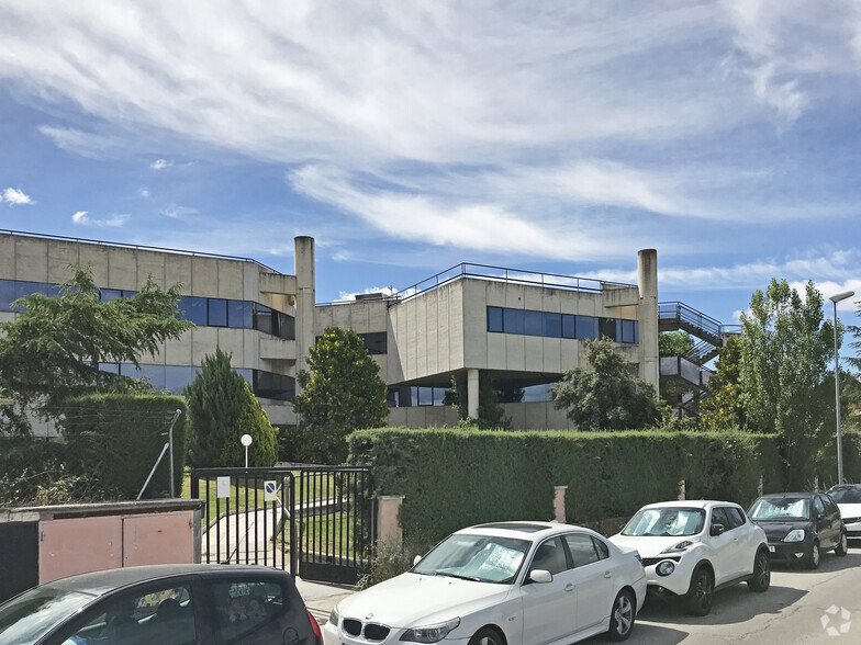 Calle Pollensa, 6, Las Rozas de Madrid, Madrid for sale - Building Photo - Image 2 of 6