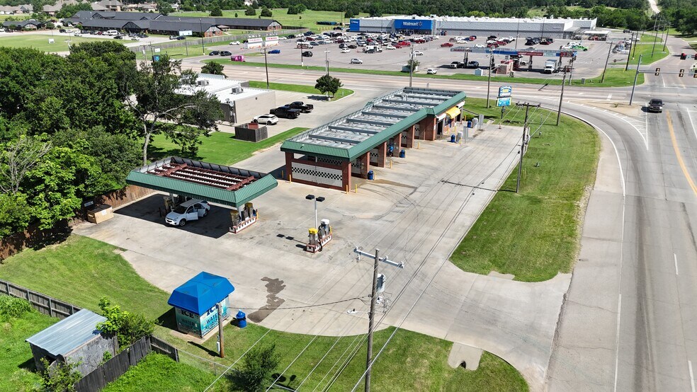 2507 N Harvey Rd, Seminole, OK à vendre - Photo du bâtiment - Image 1 de 19