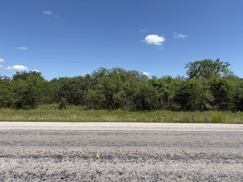 TBD Highway 159 East, Bellville, TX à vendre - Photo du bâtiment - Image 3 de 5