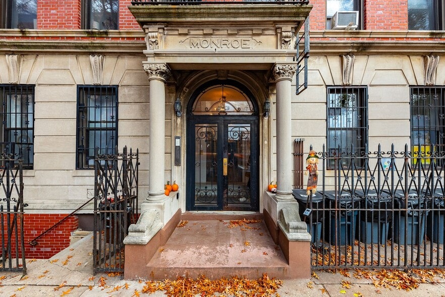 423 16th St, Brooklyn, NY for sale - Building Photo - Image 2 of 16