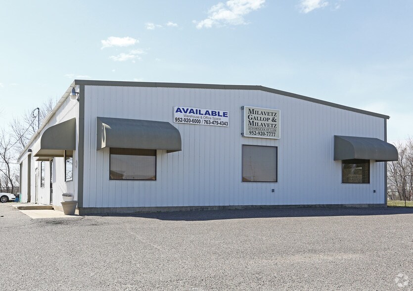 5603 Highway 12 SE, Delano, MN à louer - Photo du bâtiment - Image 2 de 13