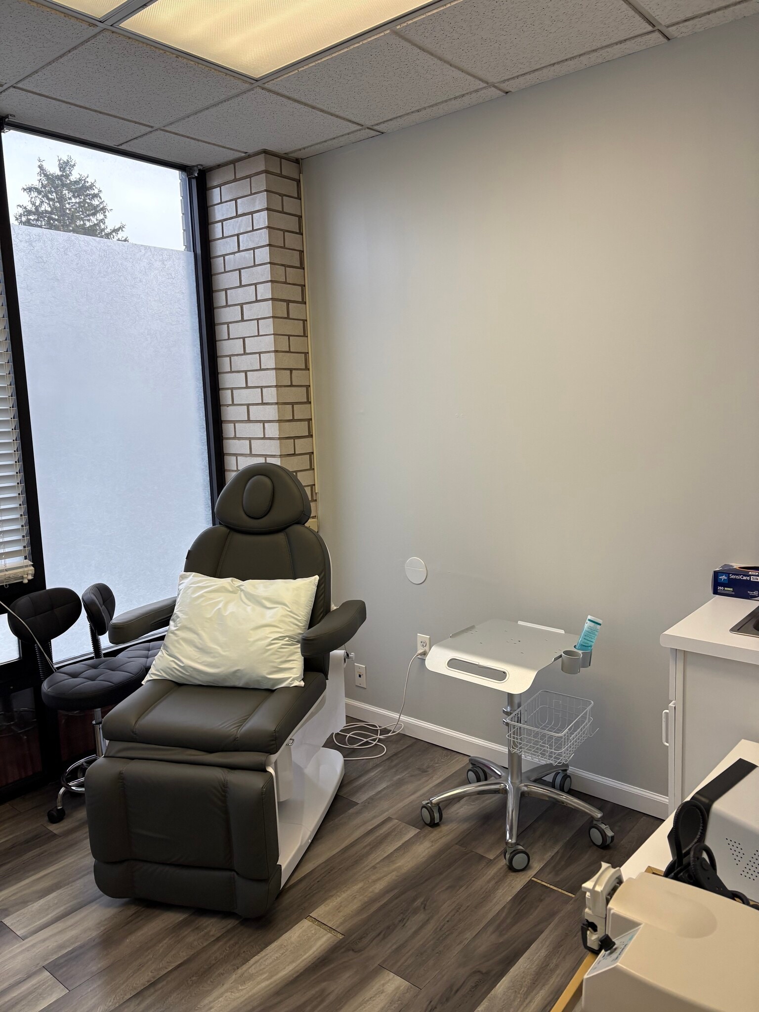 45-47 Orient Way, Rutherford, NJ à louer Photo intérieure- Image 1 de 4