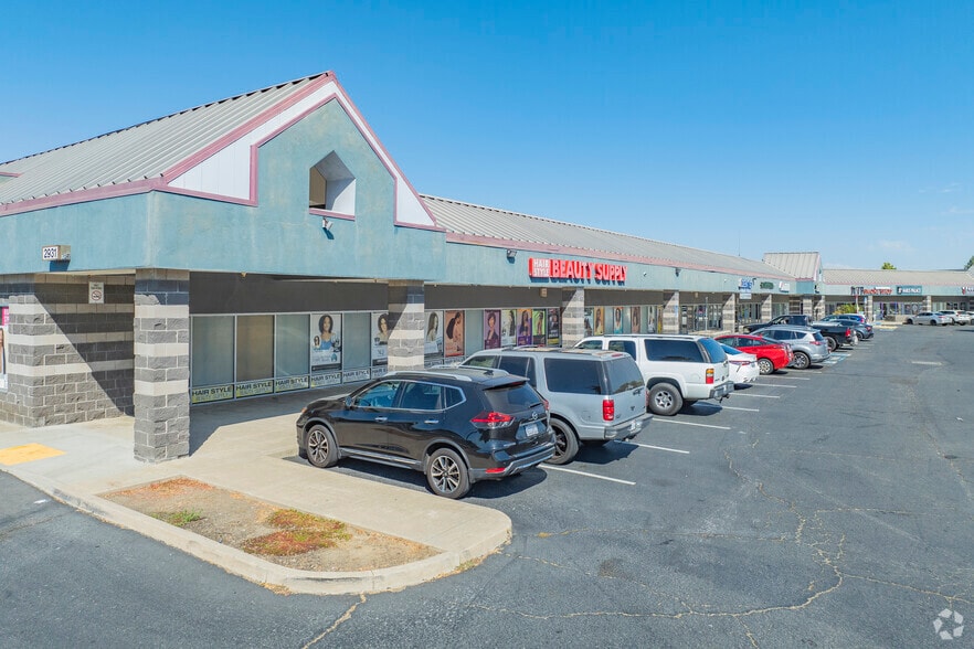 3033 Harbor St, Pittsburg, CA for lease - Building Photo - Image 3 of 11