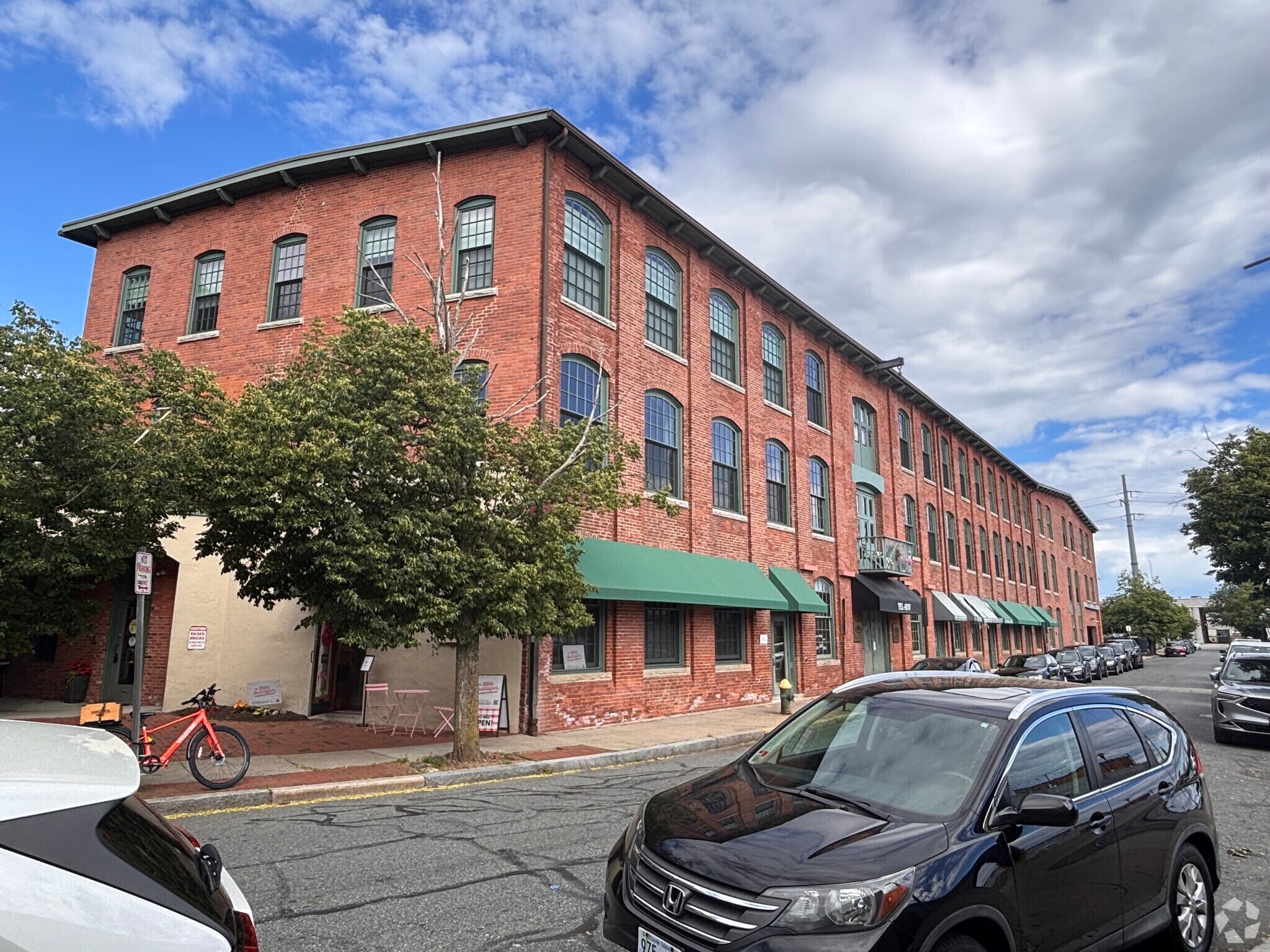 520 S Water St, Providence, RI à vendre Photo du bâtiment- Image 1 de 10