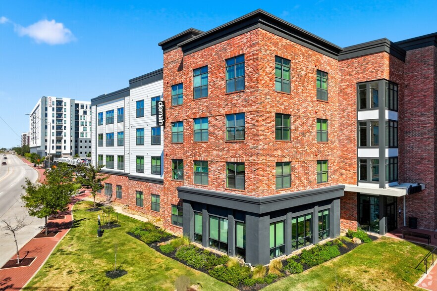 101 Church Ave, College Station, TX à louer - Photo du bâtiment - Image 2 de 13