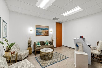 235 Magrath Darby Blvd, Mount Pleasant, SC à louer Photo intérieure- Image 2 de 14