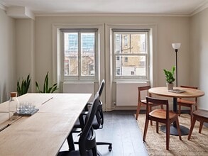 25 Newman St, Londres à louer Photo intérieure- Image 2 de 5