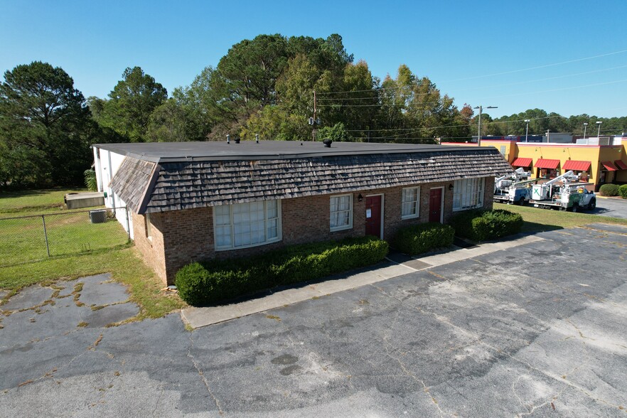 647 Main St, Thomson, GA for sale - Building Photo - Image 1 of 28