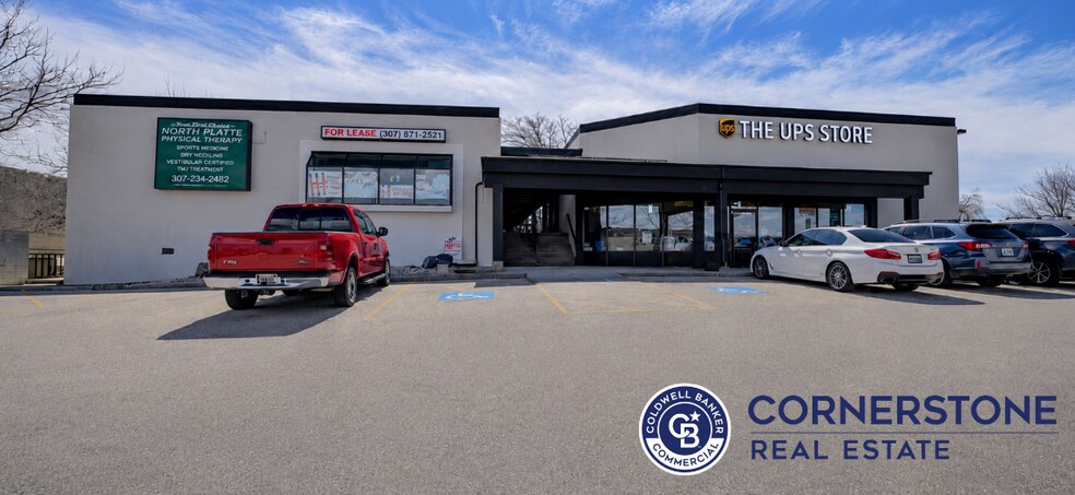 301- 329 Thelma dr, Casper, WY à vendre - Photo du bâtiment - Image 1 de 9