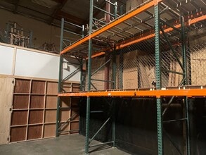 711 E Rosecrans Ave, Los Angeles, CA for lease Interior Photo- Image 1 of 2