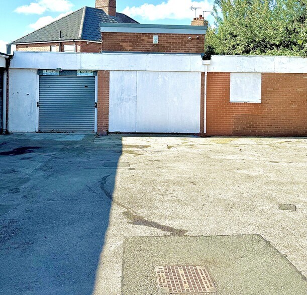 17 Pecks Hl, Mansfield à louer - Photo du bâtiment - Image 3 de 3