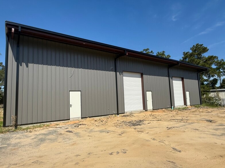 1372 Blountstown St, Tallahassee, FL for lease - Building Photo - Image 1 of 4