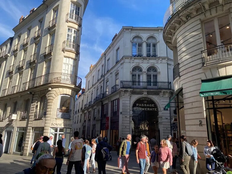 Flex in Nantes for sale - Building Photo - Image 2 of 6