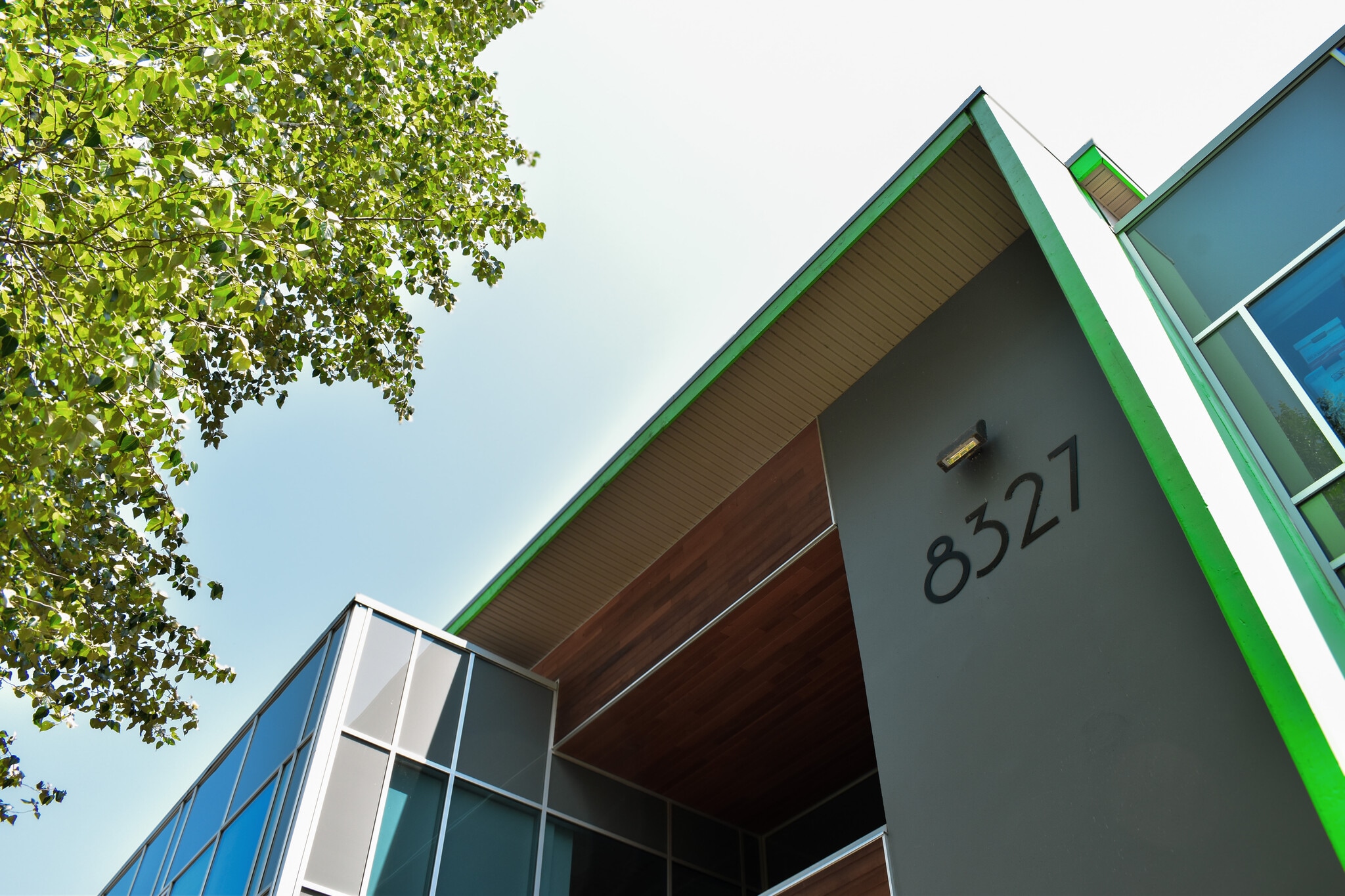 8327 Eastlake Dr, Burnaby, BC for lease Building Photo- Image 1 of 6