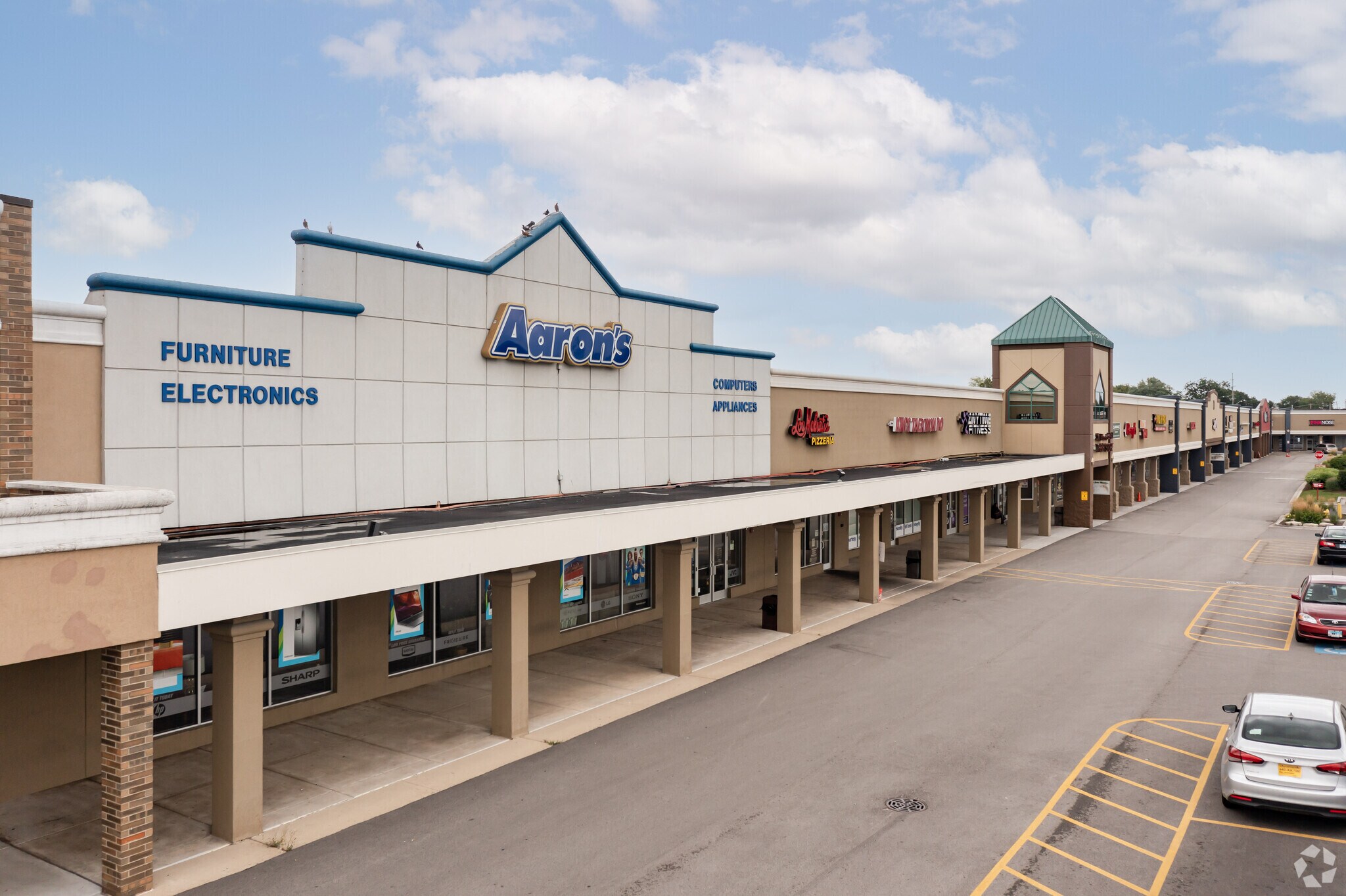 4-140 W Lake St, Addison, IL à louer Photo du bâtiment- Image 1 de 4