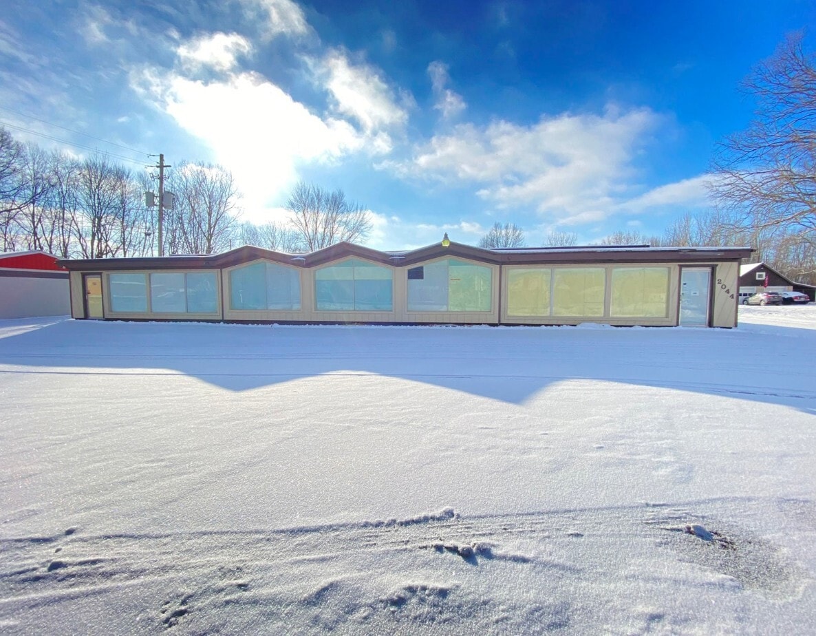 2044 Wadsworth Rd, Norton, OH for lease Primary Photo- Image 1 of 9