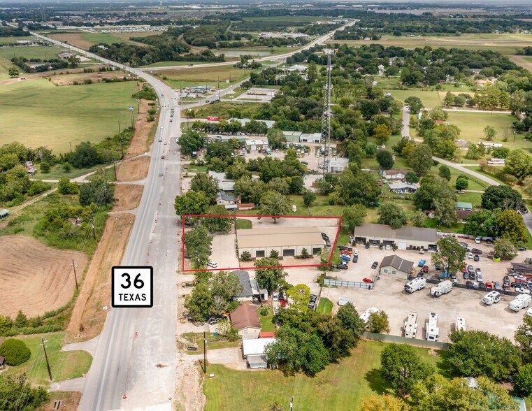 6927 Highway 36 S, Rosenberg, TX à louer - Aérien - Image 1 de 48
