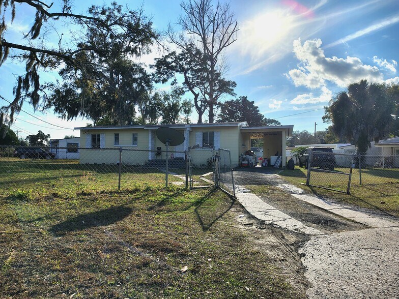 20 Single Family Houses Jacksonville, Fl portfolio of 2 properties for sale on LoopNet.ca - Building Photo - Image 3 of 21