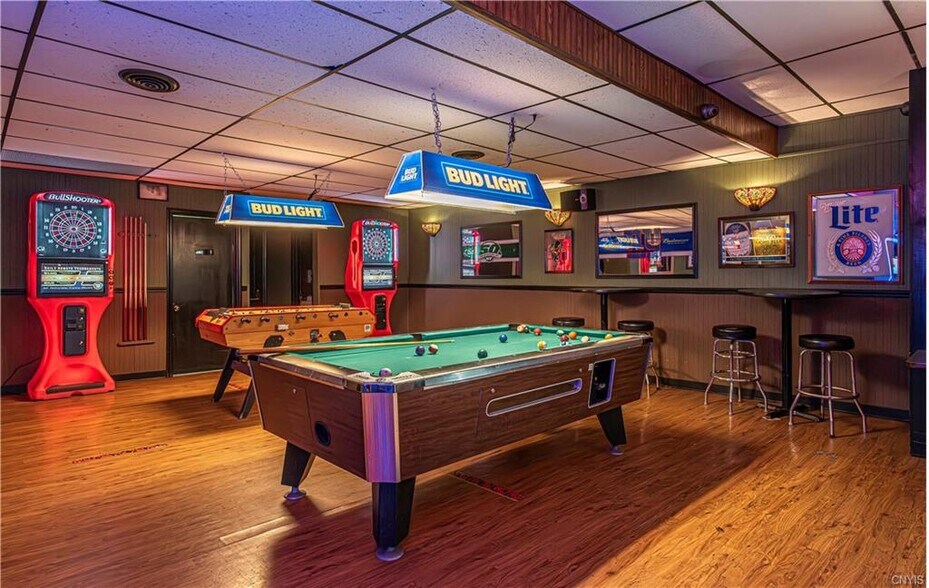 226 Genesee St, Utica, NY à vendre - Photo du bâtiment - Image 3 de 22