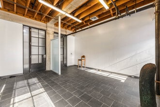 932 Wilson St, Los Angeles, CA à louer Photo intérieure- Image 2 de 3