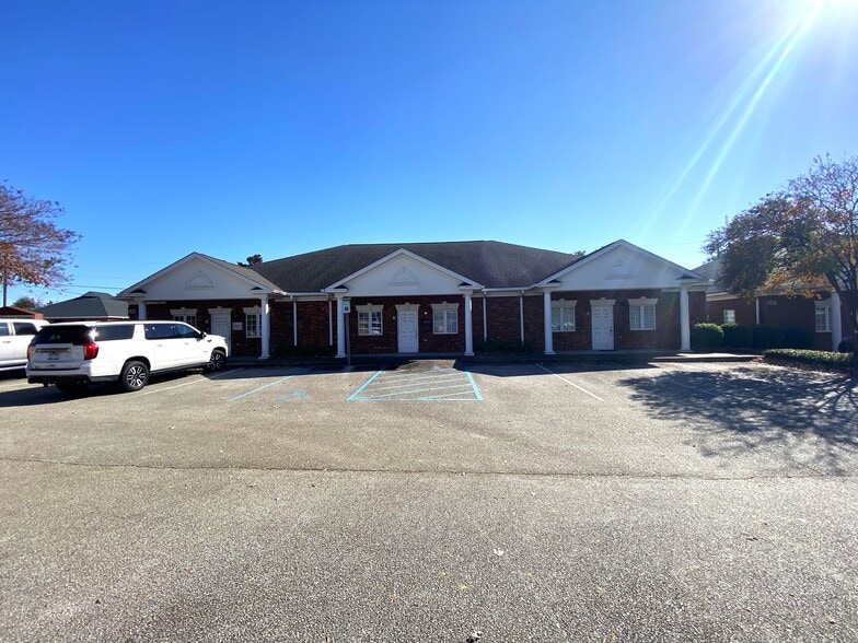 105 105-C Vista Oaks Dr, Lexington, SC for lease - Building Photo - Image 3 of 15
