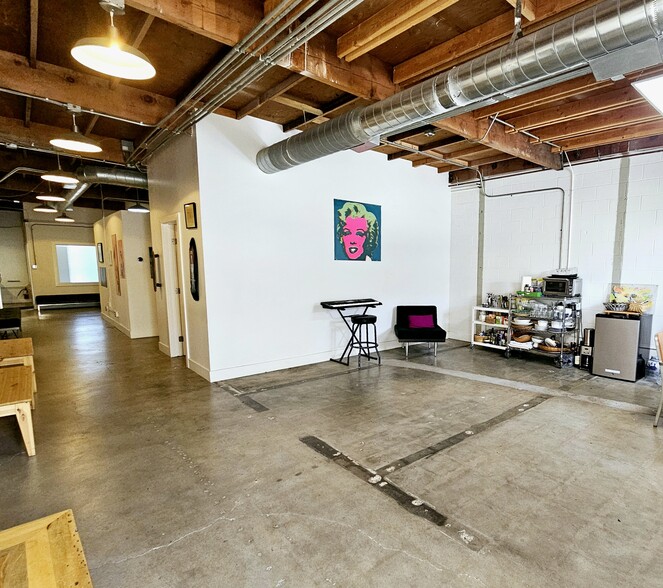 5908 Barton Ave, Los Angeles, CA for lease - Interior Photo - Image 3 of 11