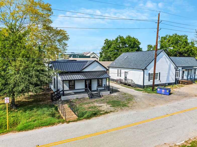 106 Spring School Rd, Spring, TX à vendre - Photo du bâtiment - Image 2 de 28